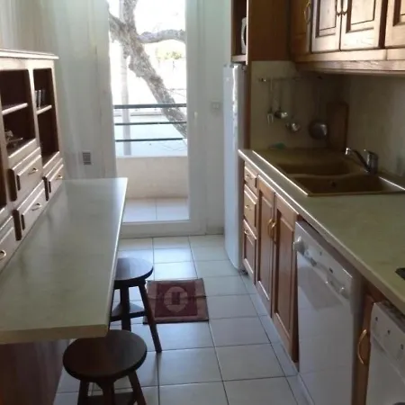 Appartement Saint-raphael, 2 Pieces, 4 Personnes - Fr-1-466-19 *